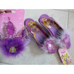 RAPUNZEL TIARA+VERKLEEDSCHOENTJES uit ENGELAND maat 29-31 NI