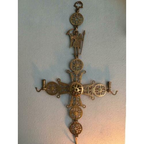 Byzantijns koperen kruis hangornament 2 kaarshouders 70 cm