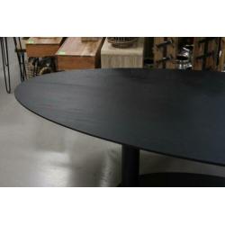 Grote eettafel ovaal zwart Hamilton Eleonora metaal hout