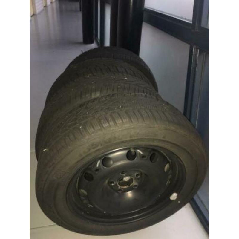 Set winterbanden op stalen velg 185.60.15