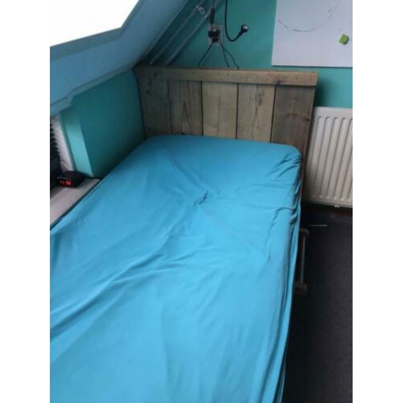 Bed steigerhout, twee lades