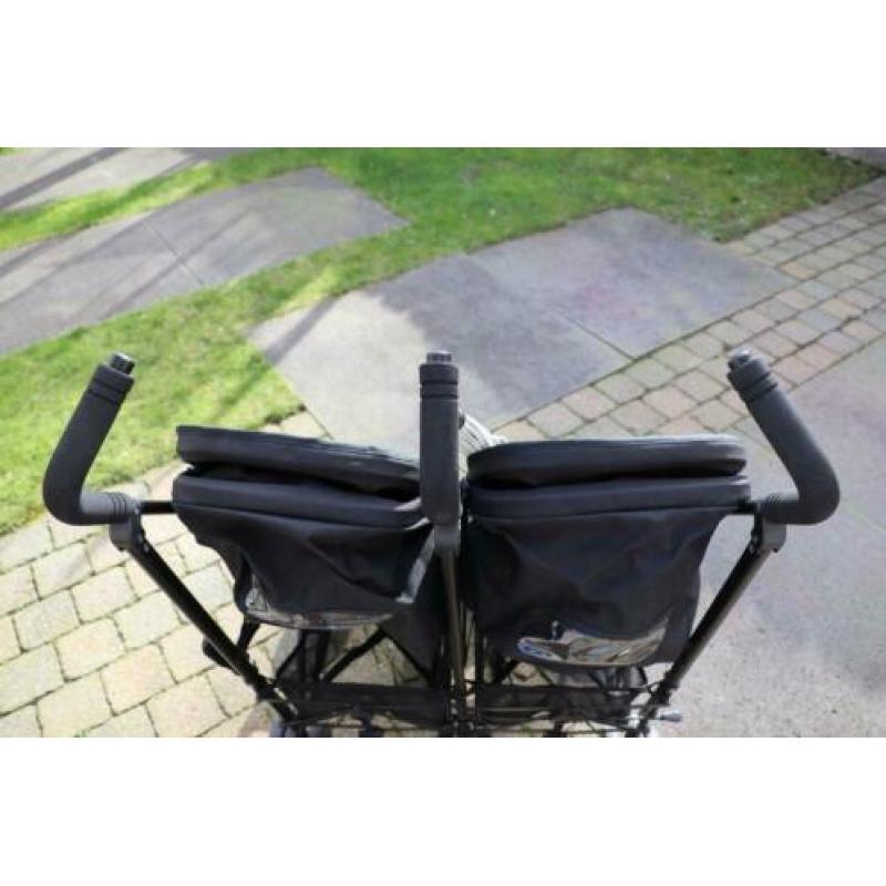 Koelstra Simba Twin buggy, incl regenhoes en parasol