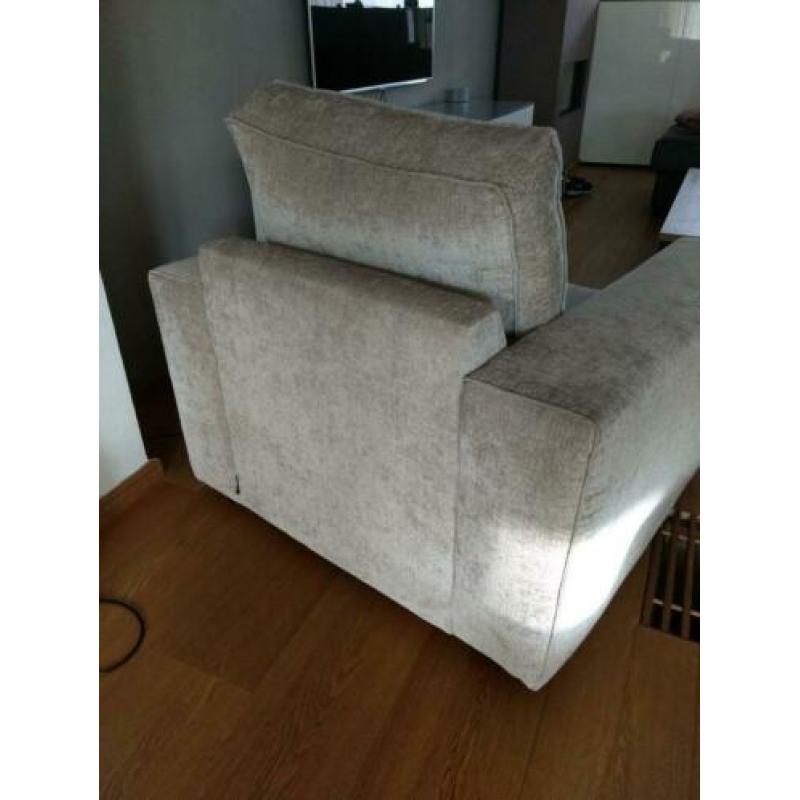 Brede, stoffen fauteuil Otto, stof Halen (lichte glans erin)