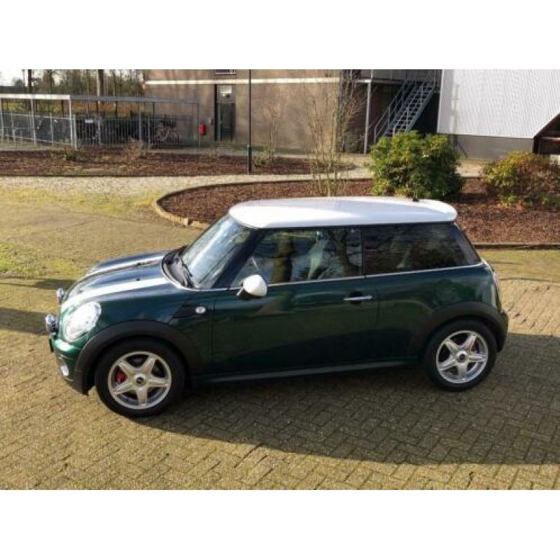 MINI 1.6i COOPER 120PK. Lees omschrijving voor alle details.