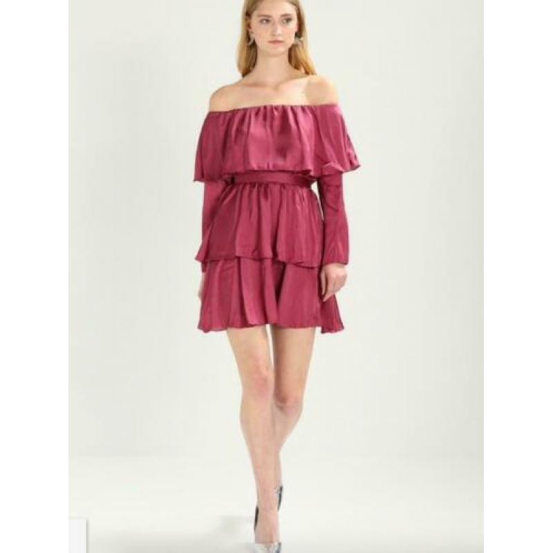 Dames NA-KD jurk ruffles off shoulder 36 S satijn roze top