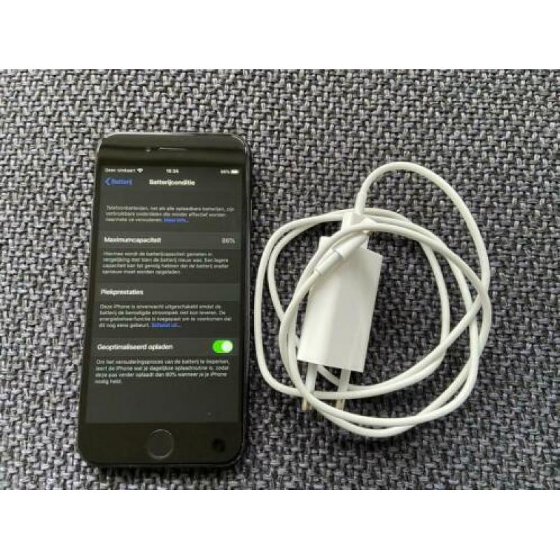 iPhone 8 space grey 64 gb