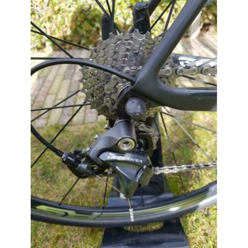 Canyon ultimate cf sl racefiets vol carbon nieuwstaat