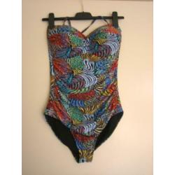 Zeer mooi fleurig corrigerend badpak BEACHWAVE 48 snazzeys