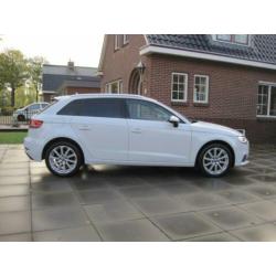 Audi A3 1.5 TFSI COD PRO LINE PLUS . LEER , XENON , NAV
