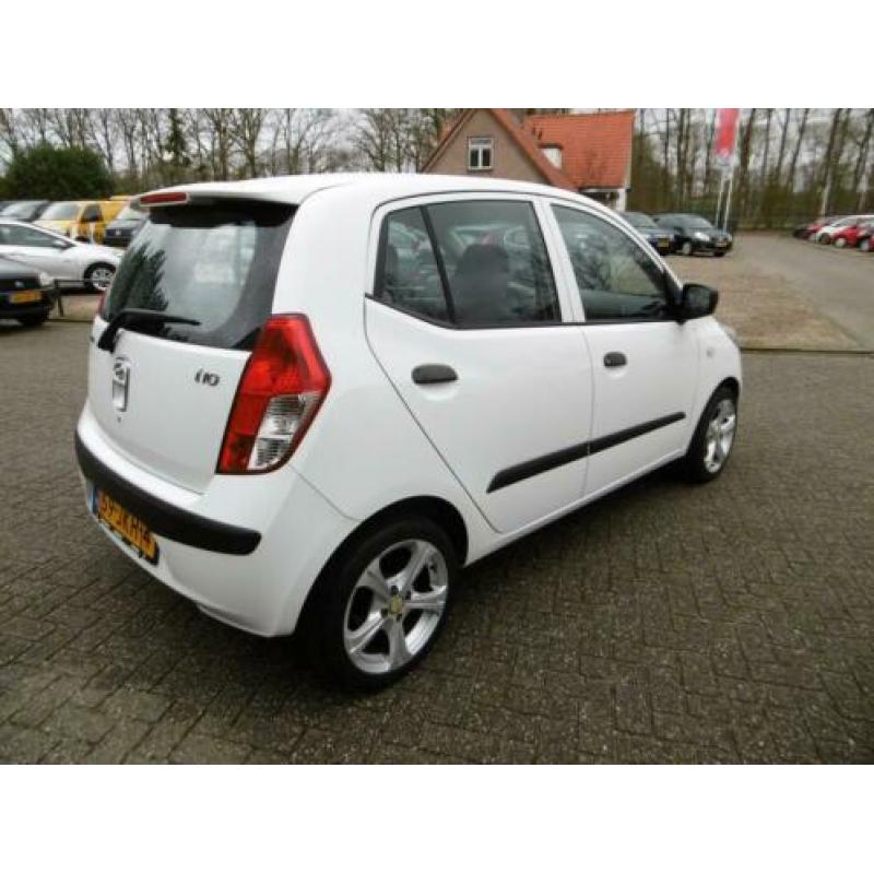 Hyundai i10 1.1 Active Cool Dist.riem vervangen Incl Beurt