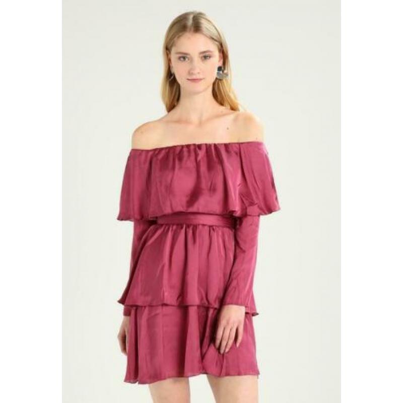 Dames NA-KD jurk ruffles off shoulder 36 S satijn roze top