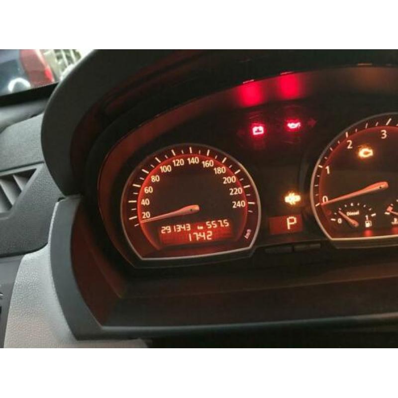 BMW X3 3.0 D AUT Feb 2005 Zwart, Youngtimer!!!!