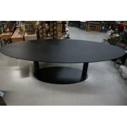 Grote eettafel ovaal zwart Hamilton Eleonora metaal hout