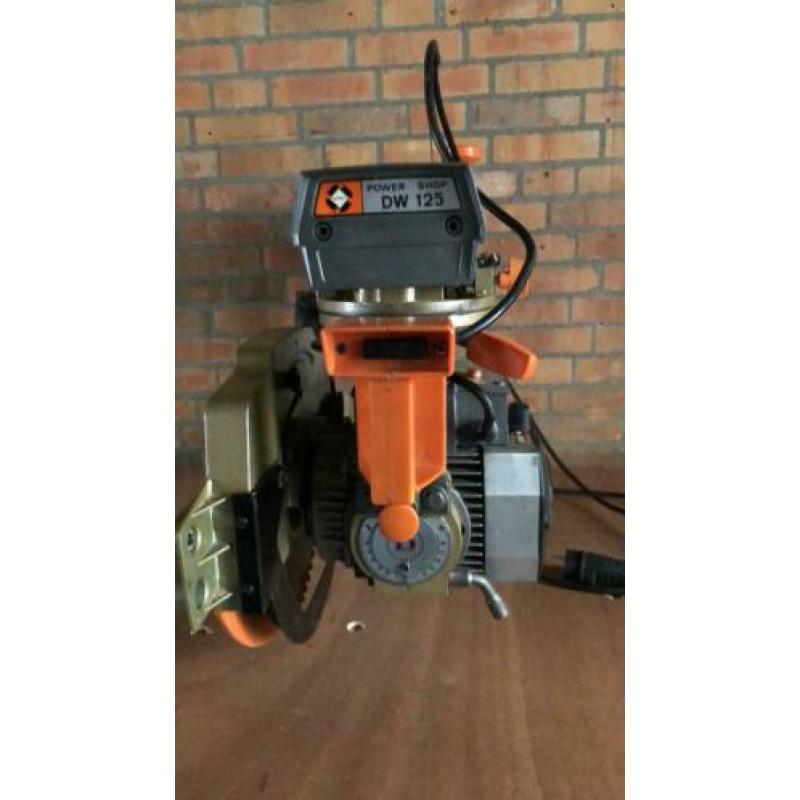 DeWalt Powershop DW125 Radiaalzaag / afkortzaag