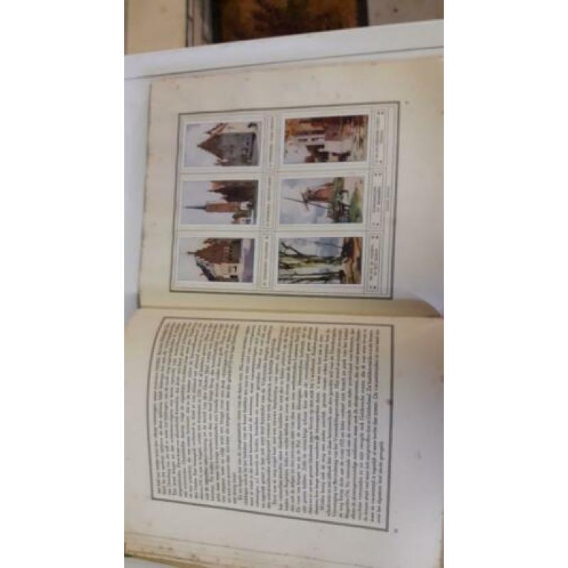 2 heel oude boeken met plaatjes van jaar 1916