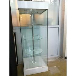 vitrine kast vierkant model