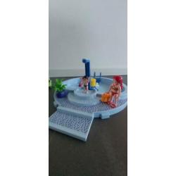 Playmobil zwembad met werkende douche.