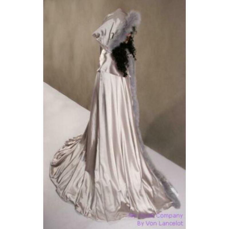 MYC016 Capes Bruidscapes Feestkleding Carnaval