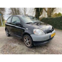 Toyota Yaris 1.0-16V VVT-i Terra