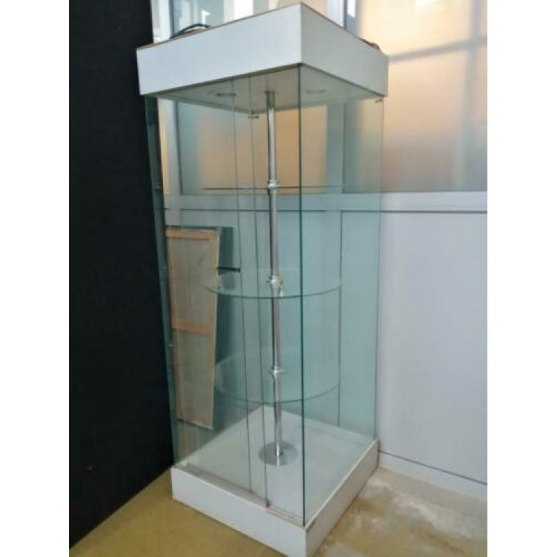 vitrine kast vierkant model