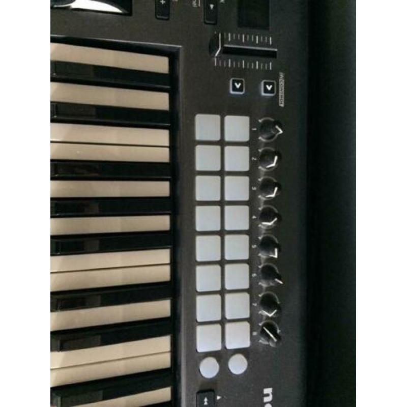 Launchkey 25 (om muziek te maken)