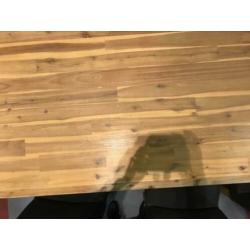 Eetkamertafel