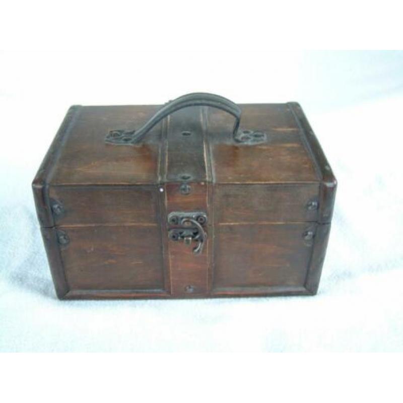 Vintage hout houten koffertje of kistje nr. 2