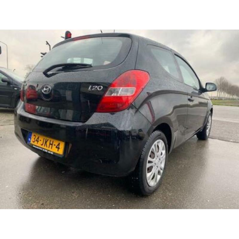 Hyundai I20 1.4i DynamicVersion AIRCO en NAP