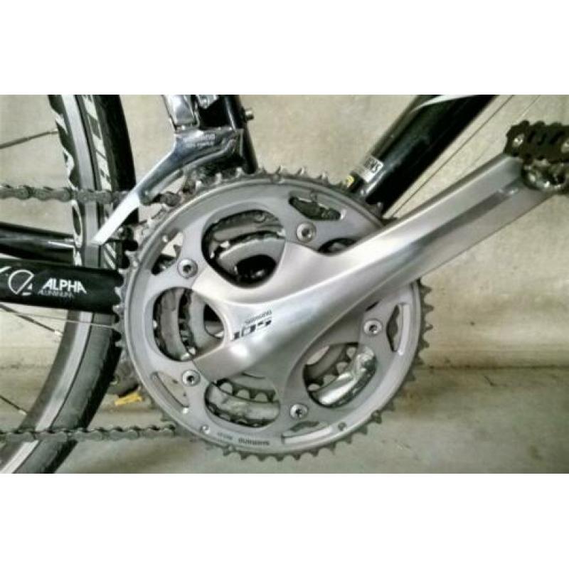 TREK 7.7 FX fitness bike