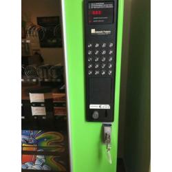 Frisdrank en snoep automaat