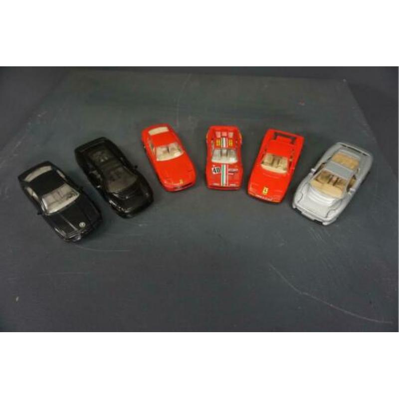 Veel verschillende model auto's 1
