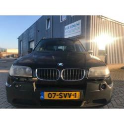 BMW X3 3.0 D AUT Feb 2005 Zwart, Youngtimer!!!!
