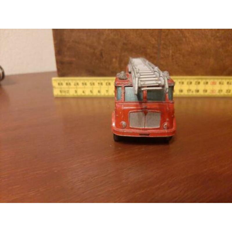 Lesney merrywheather fire engine