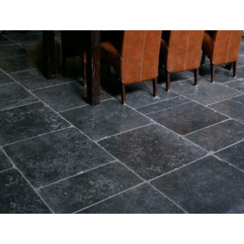 kasteelvloer Belgisch hardsteen Antique 60x60 cm verouderd