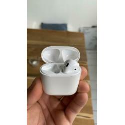 Rechter airpod met case 1e generatie