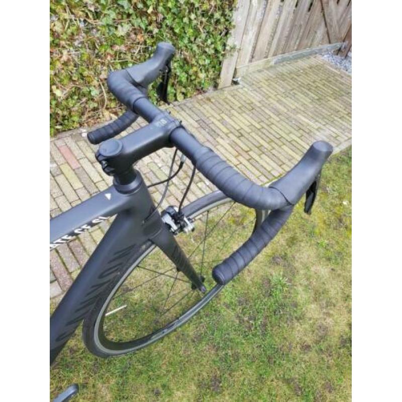 Canyon ultimate cf sl racefiets vol carbon nieuwstaat