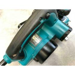 MAKITA SCHAAF KP0810C 82mm 1050W SCHAAFMACHINE ZWARE SERIE