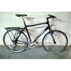 TREK 7.7 FX fitness bike