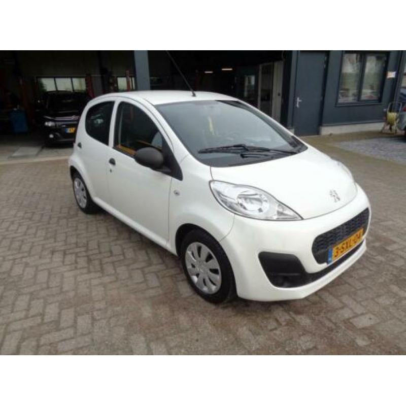Peugeot 107 1.0 Blue Lease airco (bj 2014)
