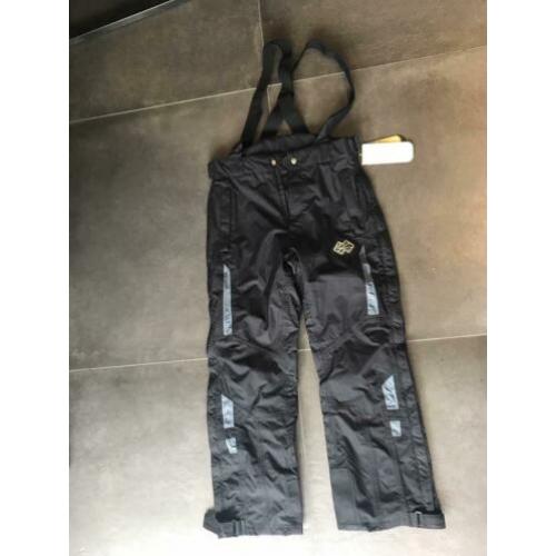 NIEUW! Skibroek / snowboardbroek maat 38