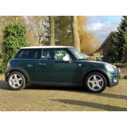 MINI 1.6i COOPER 120PK. Lees omschrijving voor alle details.