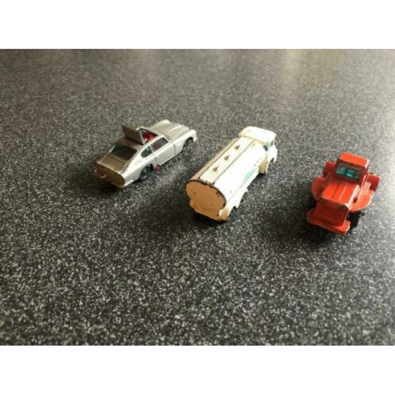 Husky auto's