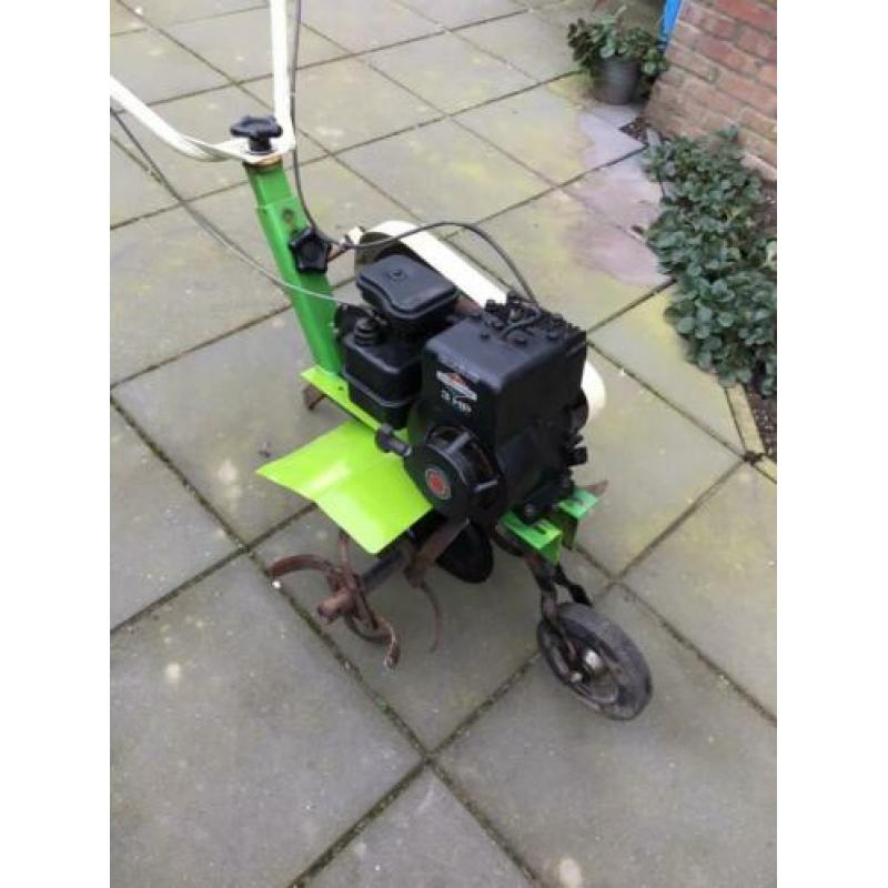 Handig wendbaar tuinfreesje