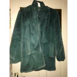 Fluffy jas maat XS