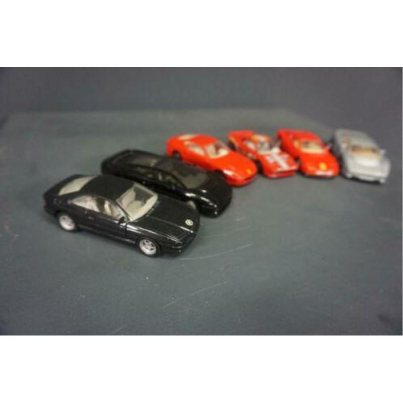Veel verschillende model auto's 1