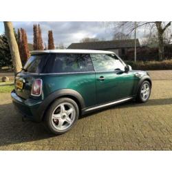 MINI 1.6i COOPER 120PK. Lees omschrijving voor alle details.