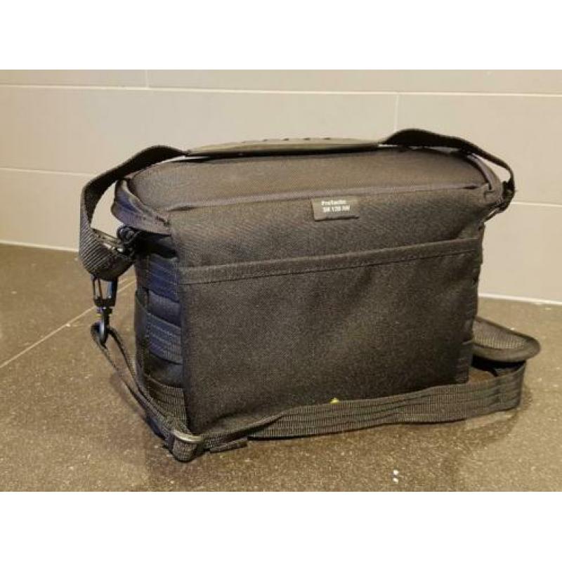 Cameratas: Lowepro ProTactic SH 120 AW