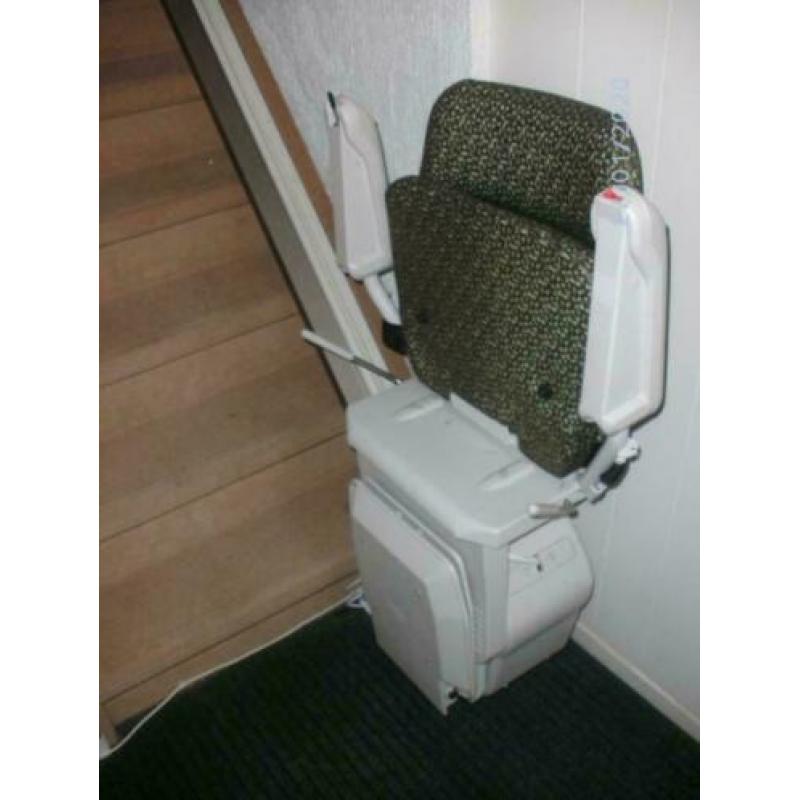 traplift stannah 400 voor rechte trap