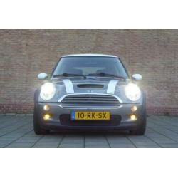 Mini Cooper S 1.6 - 170PK * APK 03-2021 *