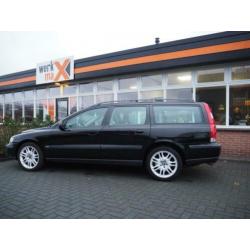 Volvo V70 2.3 T-5 Geartr. C.L 7 Zitplaatsen.